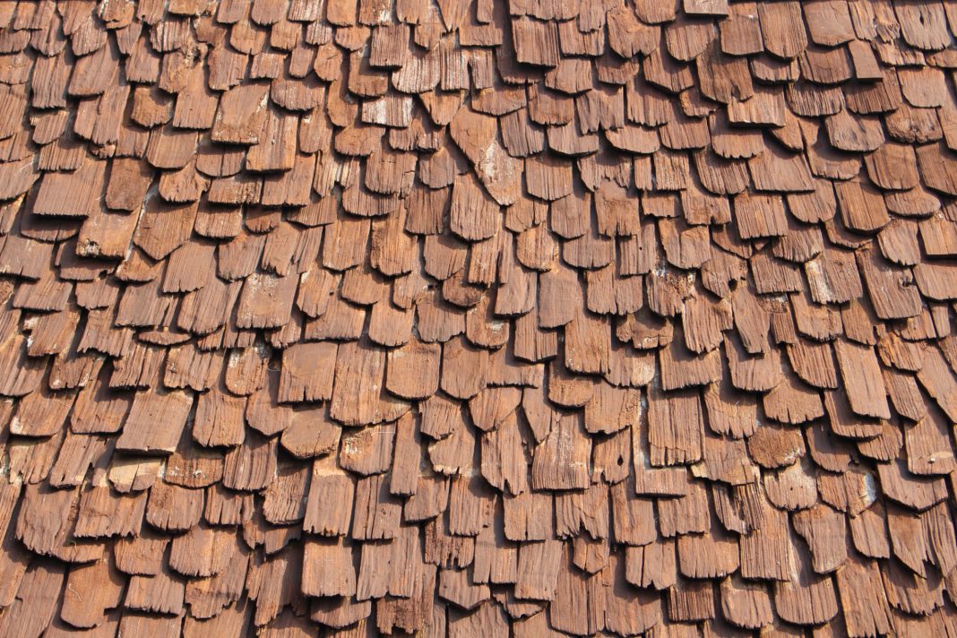 Cedar roof color guide for the best roofing