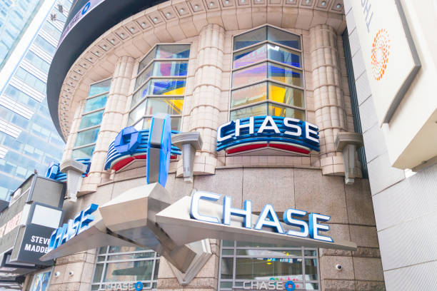 Does Chase offer a free checking account